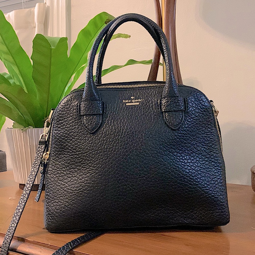 Beautiful Kate Spade black pebbled leather crossbody/handbag